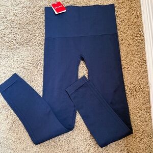 NWT SPANX Look At Me Now Seamless Leggings Navy Blue